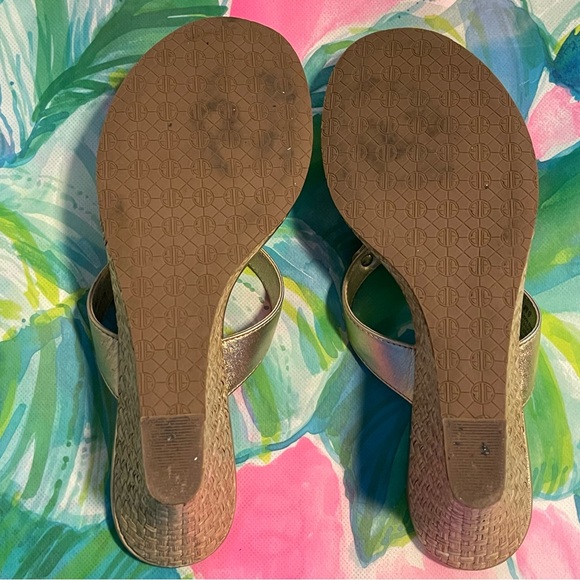 Lilly Pulitzer Gold McKim High Wedge sandals - Picture 15 of 15